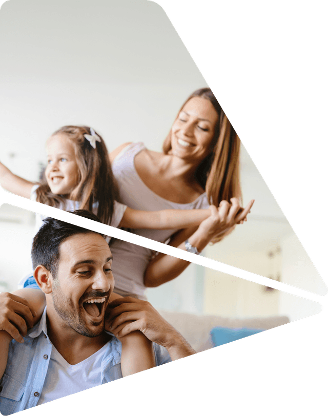 ילדה יושבת על הכתפיים של אבא ואמא אוחזת בה Girl Sitting on Dad's Shoulders with Mom Holding Her